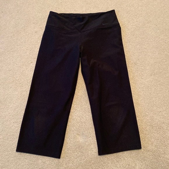 Nike Pants - Nike DRI-FIT ONE legendary pant in black medium. Excellent condition.